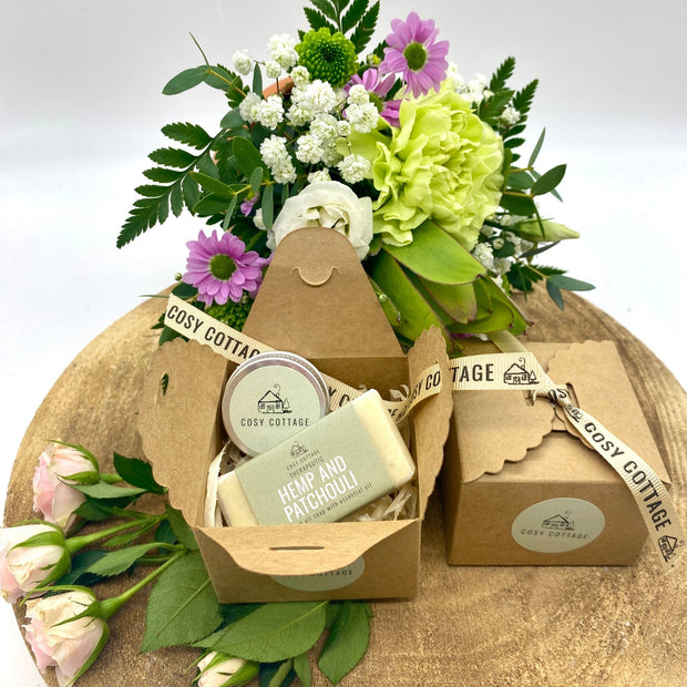 Bijoux Bathe and Soothe Box - Cosy Cottage Soap