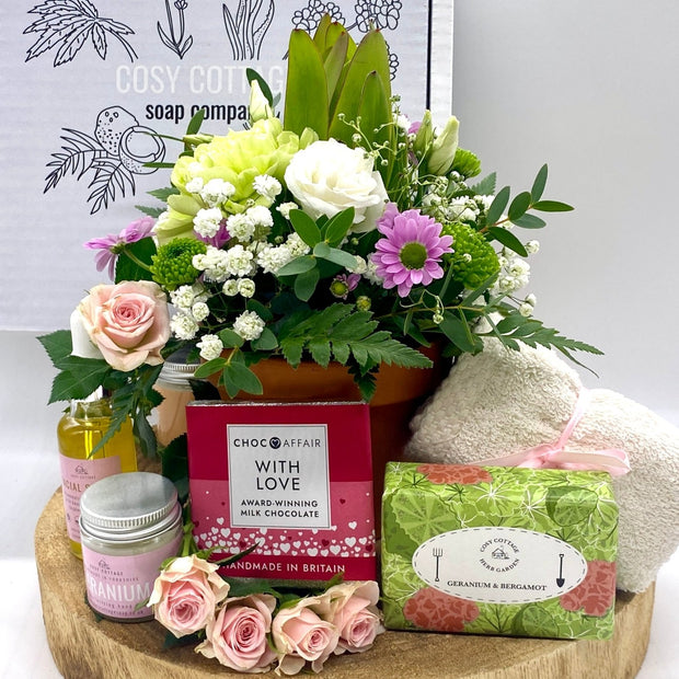 Mothers' Day Pamper Treat Time Box - Cosy Cottage Soap